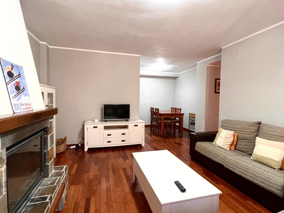 Apartamento Raval - L'Amfitriona Rialp Exterior photo